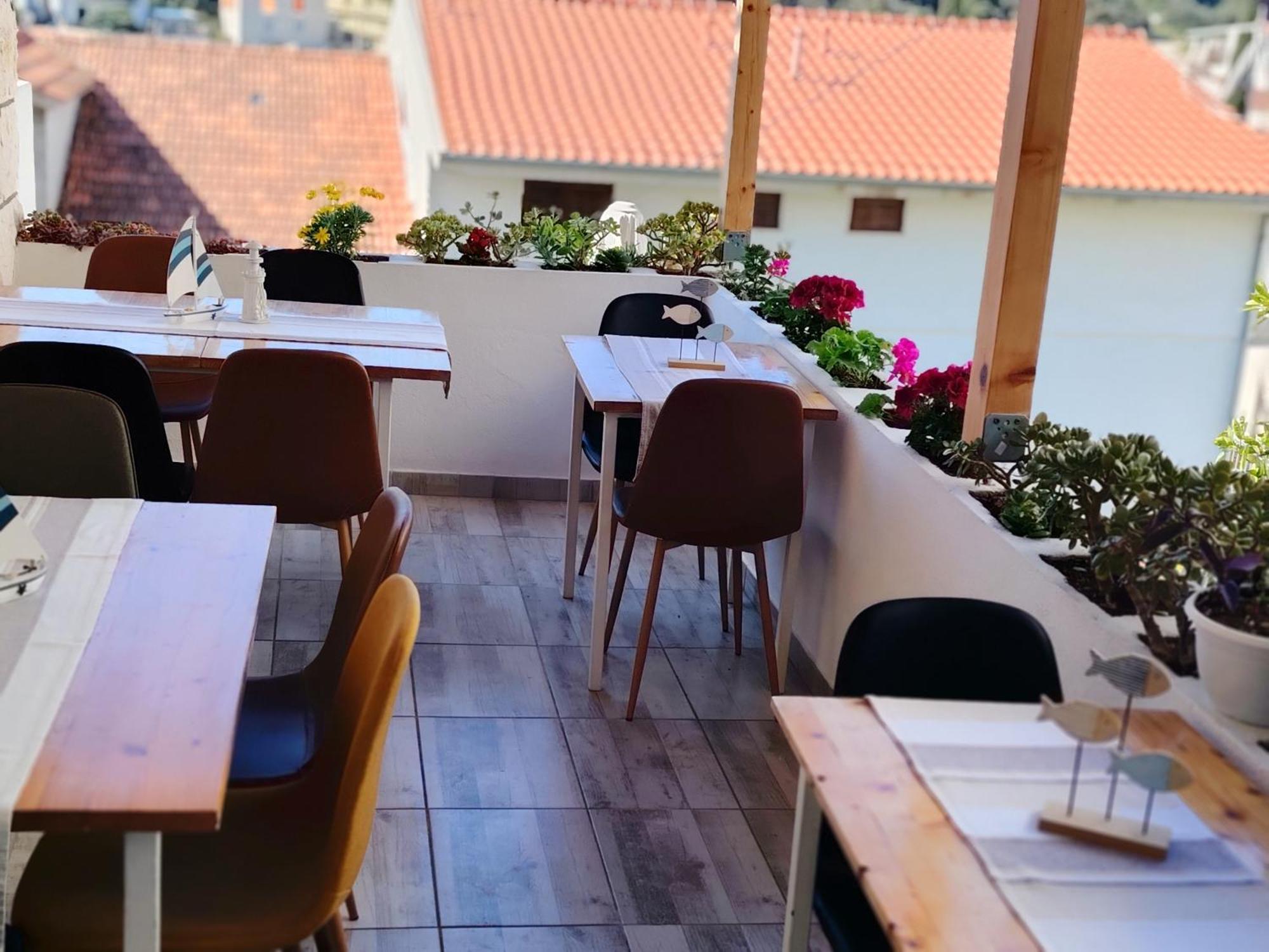 B&B Buzolic Hvar Town Bagian luar foto