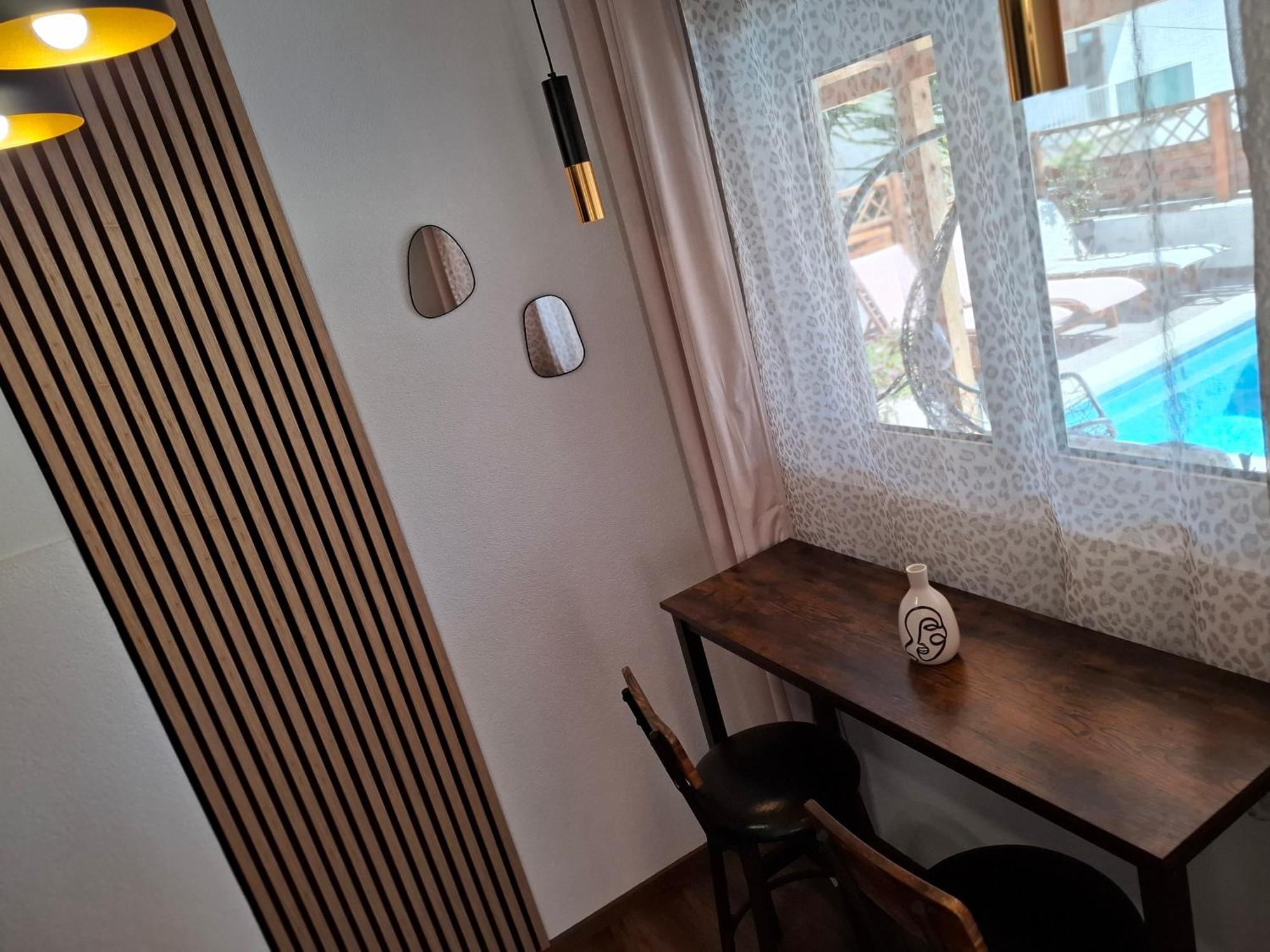 B&B Buzolic Hvar Town Bagian luar foto